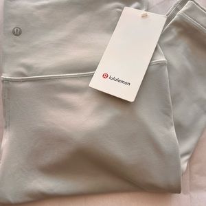 LULULEMON Align 28 Inch Size 12 NWT Light Blue Athletic Workout Gym Womans Girl